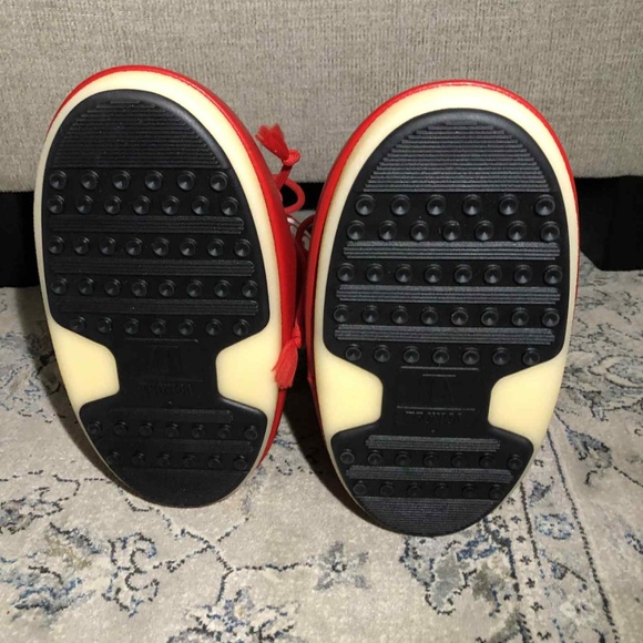 Moon Boots Icon Low Red Nylon Boots - Picture 8 of 9